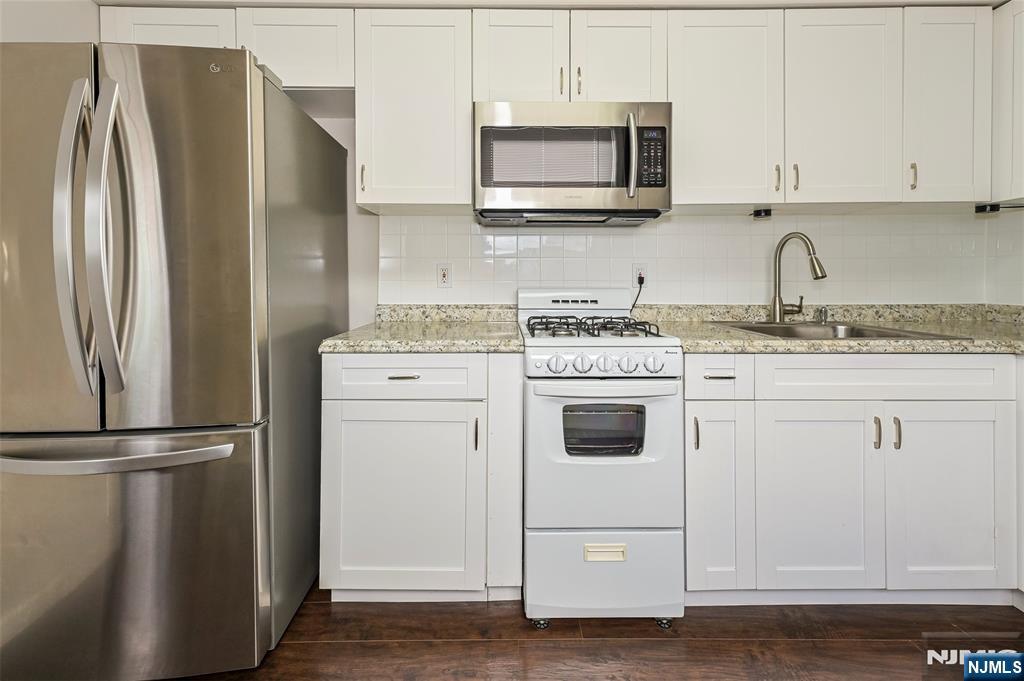 250 Degraw Avenue