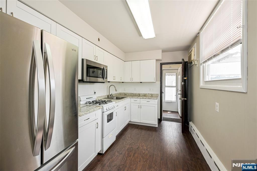 250 Degraw Avenue