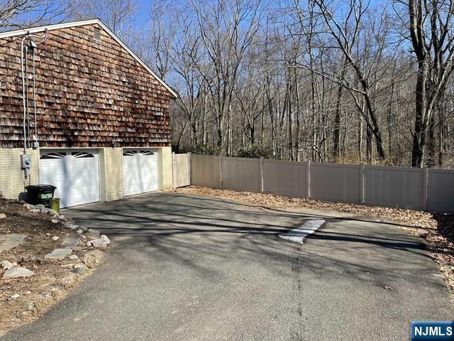 60 Eileen Drive