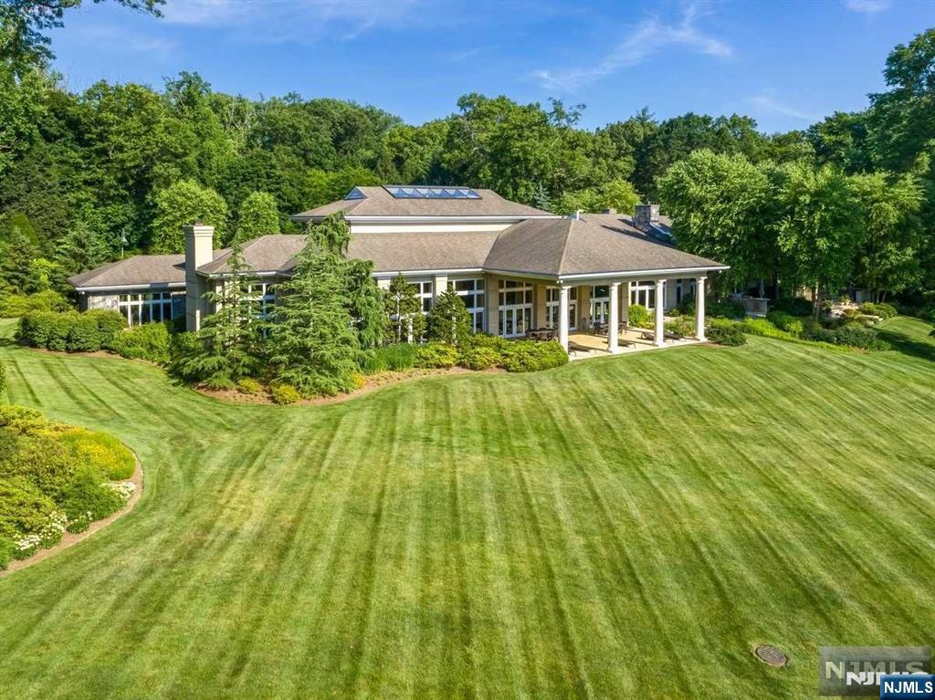 125 Chestnut Ridge Road