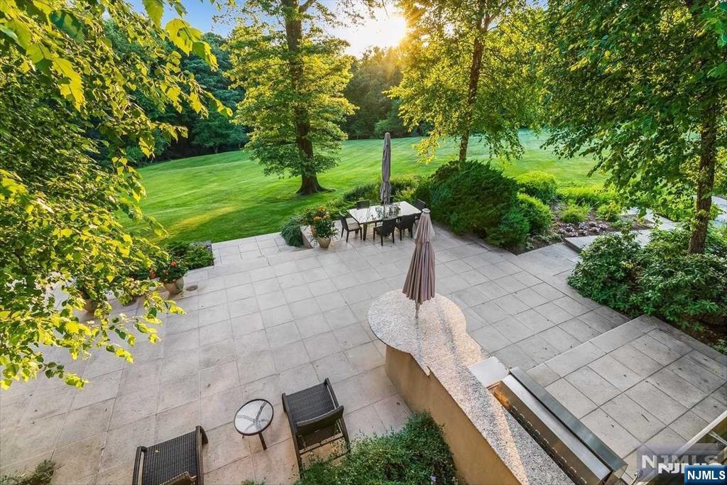 125 Chestnut Ridge Road
