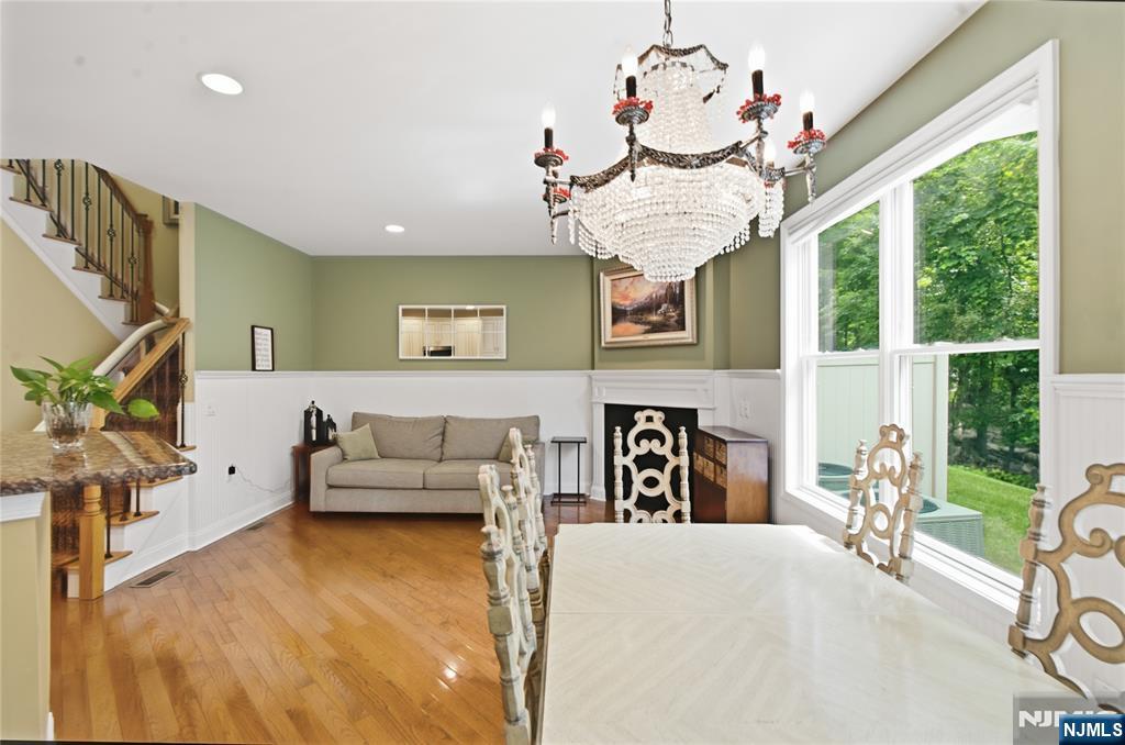 1005 Whitney Lane