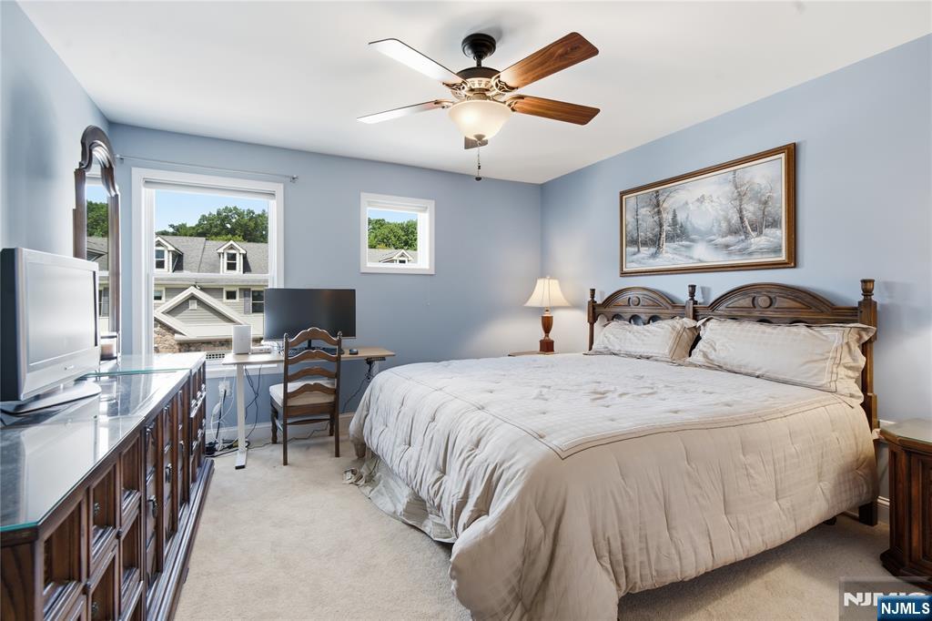 1005 Whitney Lane