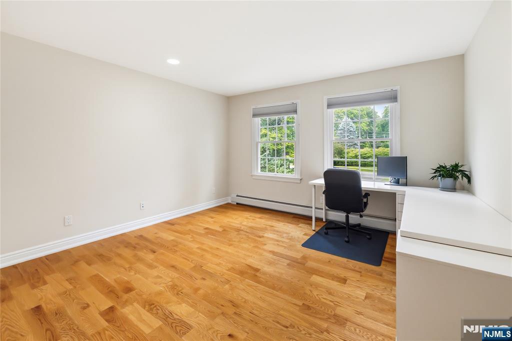 42 Spring Valley Road