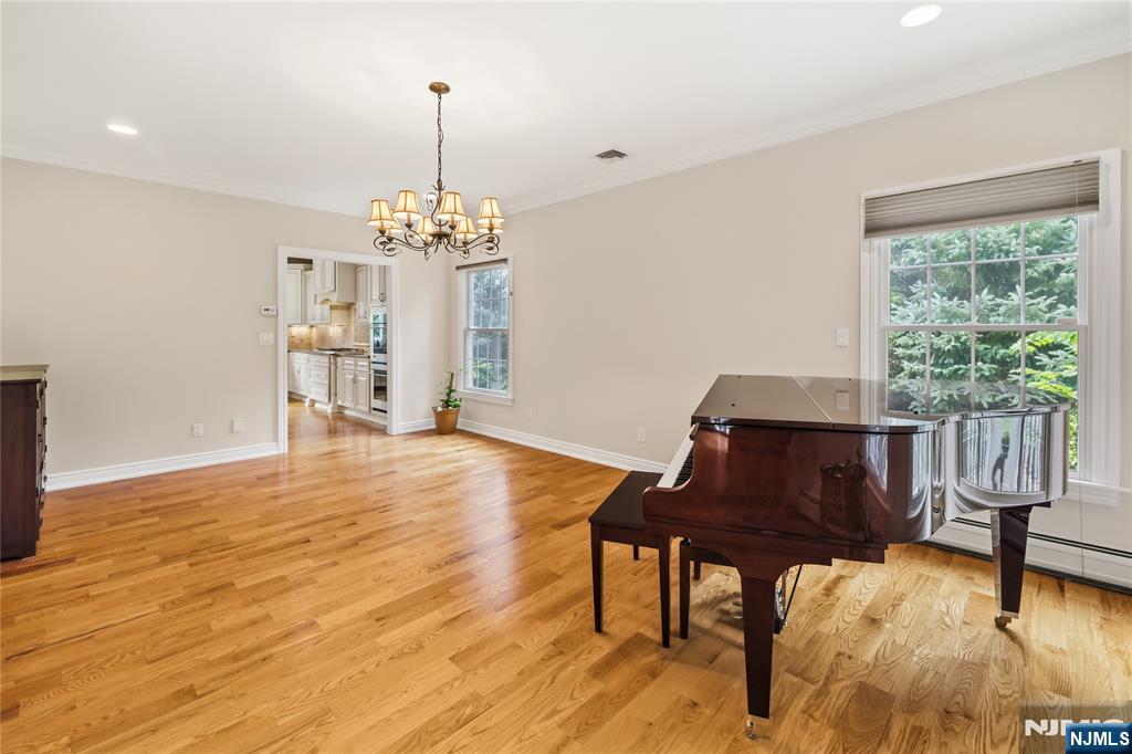 42 Spring Valley Road