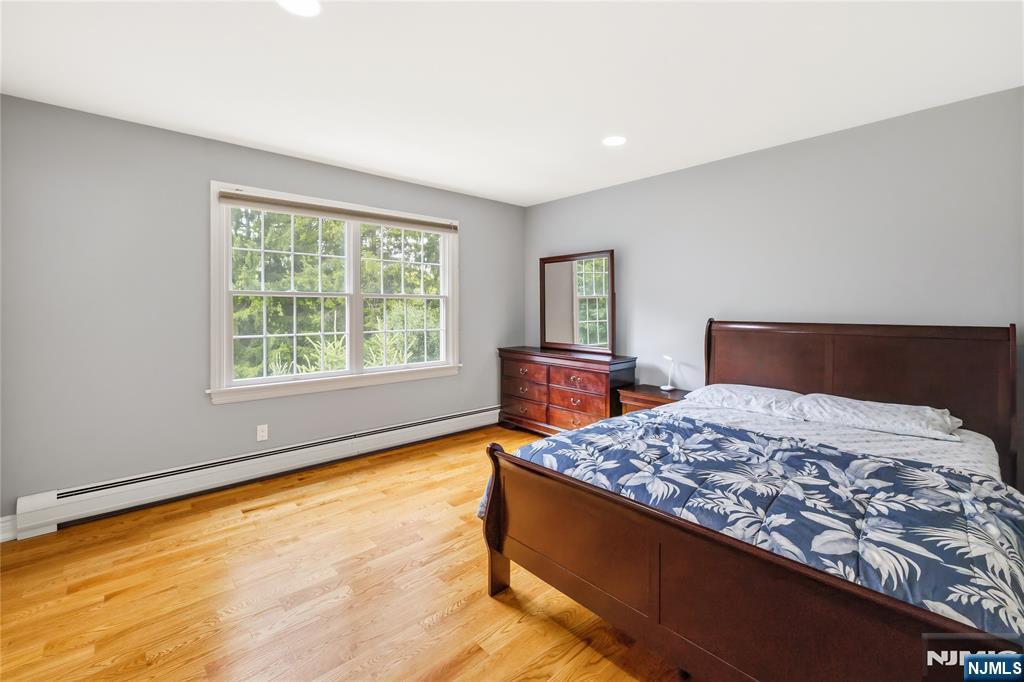42 Spring Valley Road