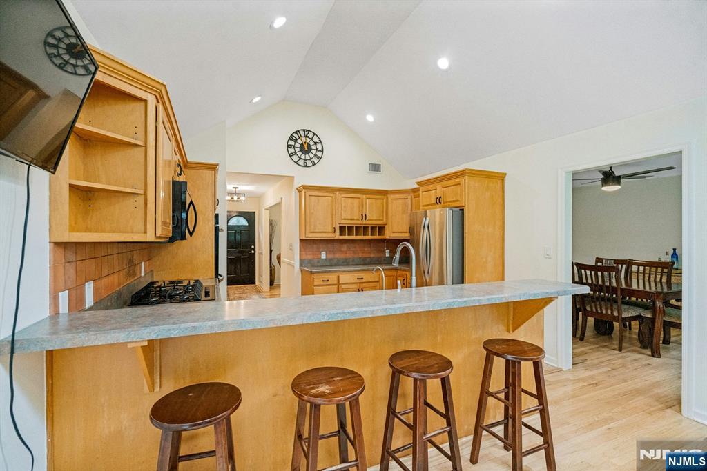 60 Sunnyside Road