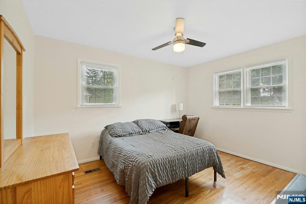 60 Sunnyside Road