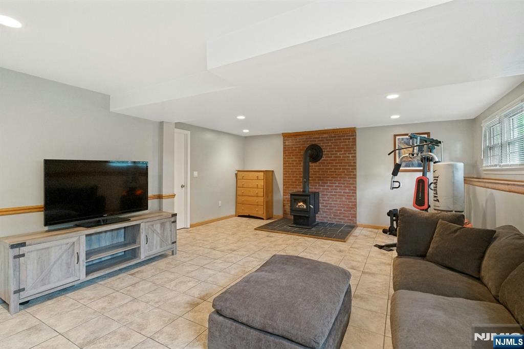 60 Sunnyside Road