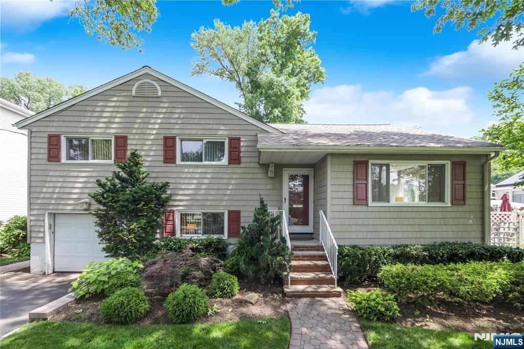 152 Coles Avenue
