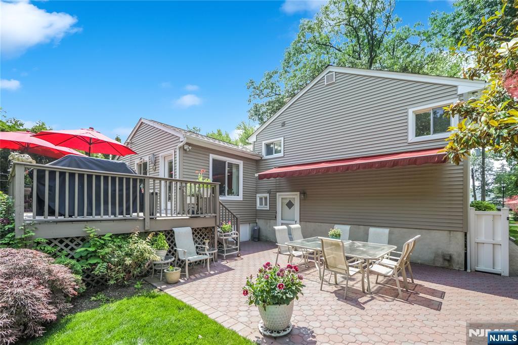 152 Coles Avenue