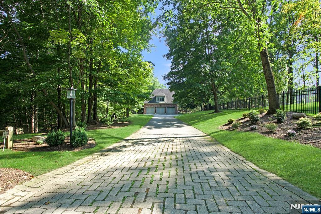 102 Seminary Drive