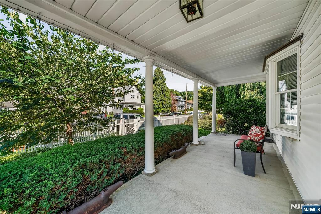 28 Leary Avenue