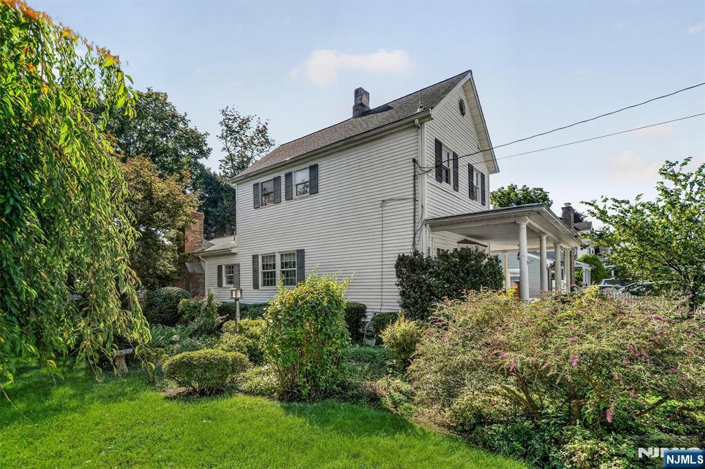 28 Leary Avenue