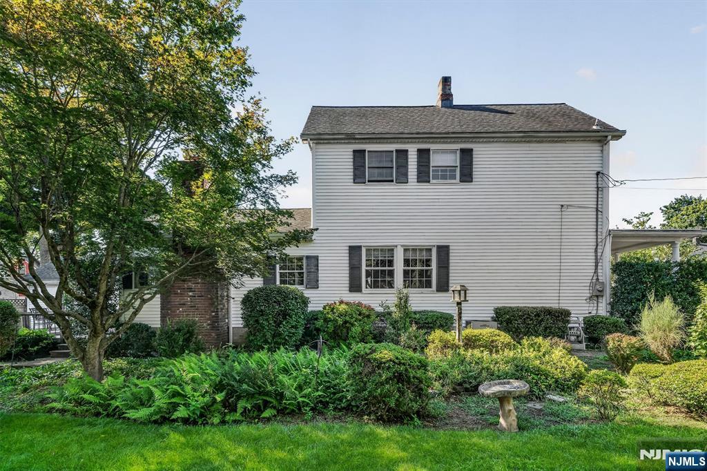 28 Leary Avenue