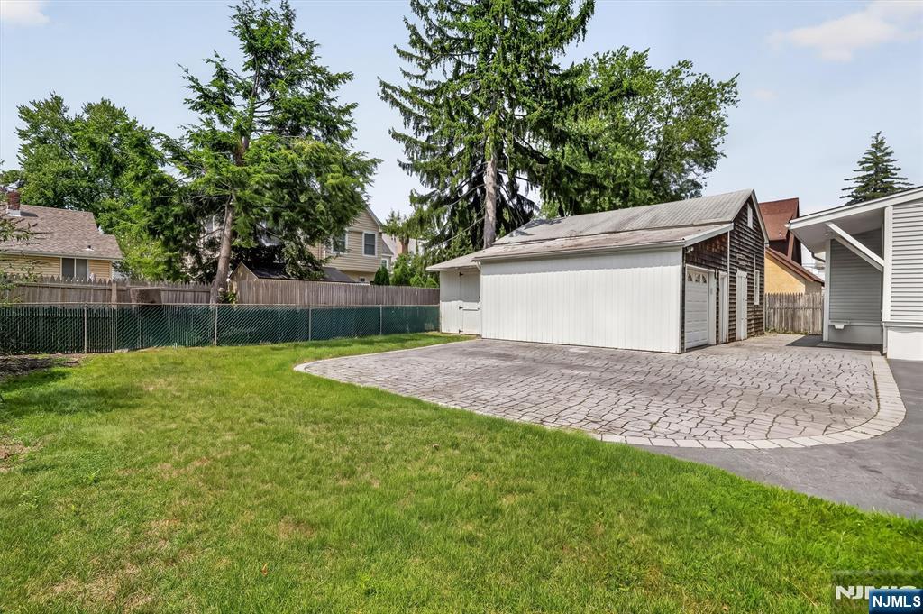 116 Eagle Avenue