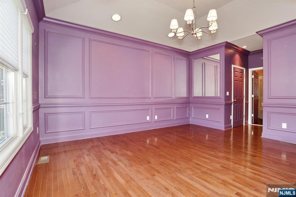 28 Turnberry Lane