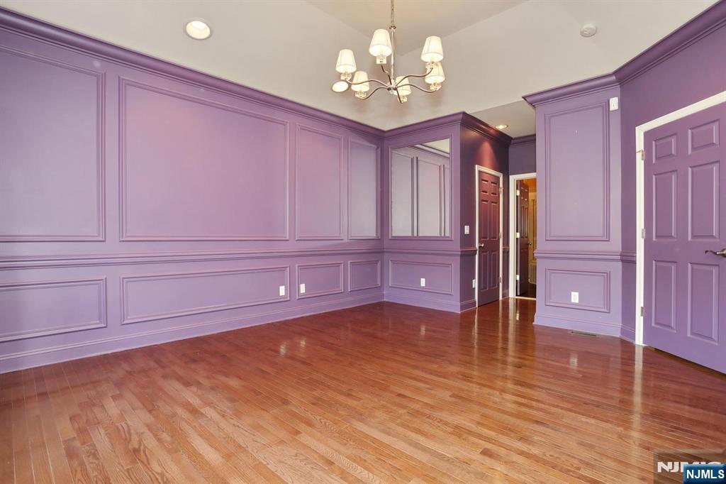 28 Turnberry Lane
