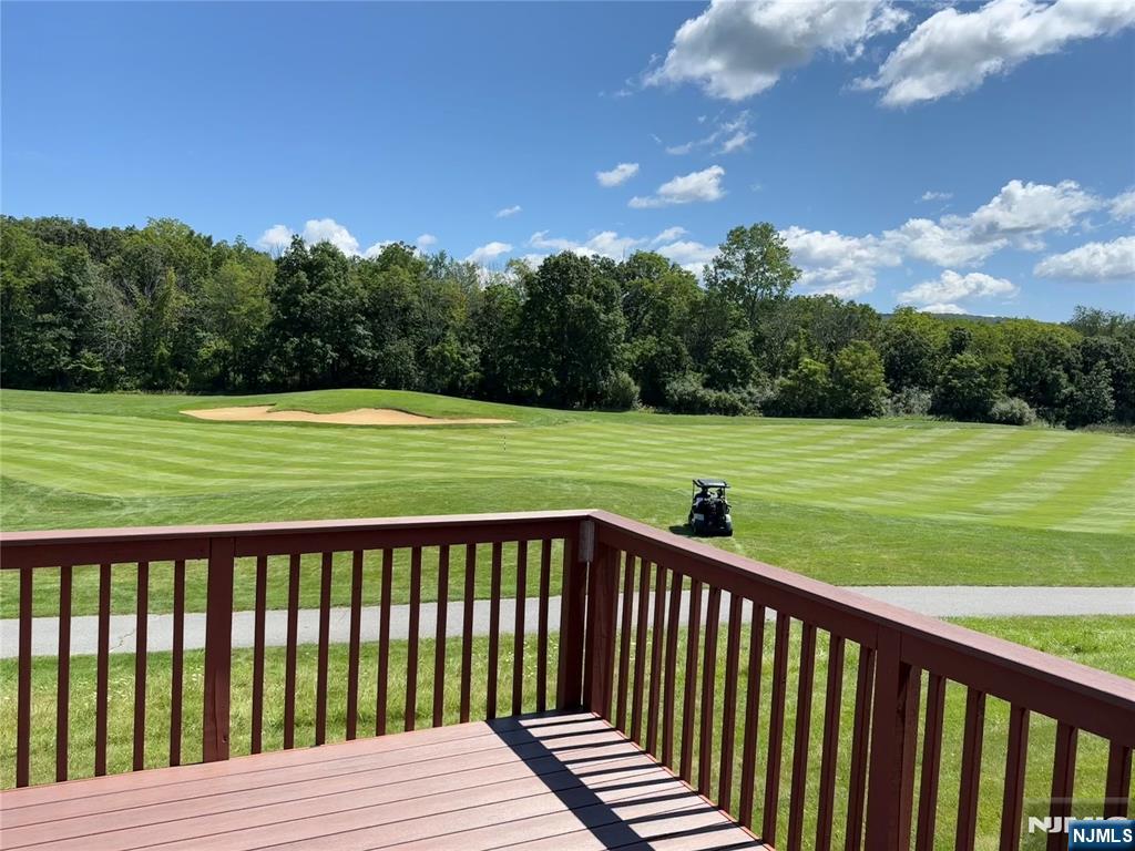 28 Turnberry Lane