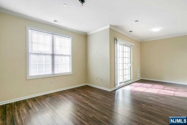 55 E Emerson Plaza 203