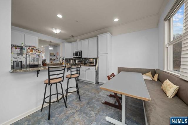 397 Kingston Court