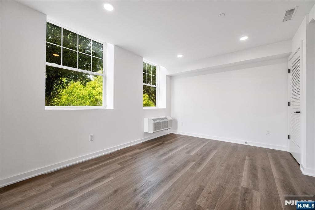 315 Railroad Avenue 101
