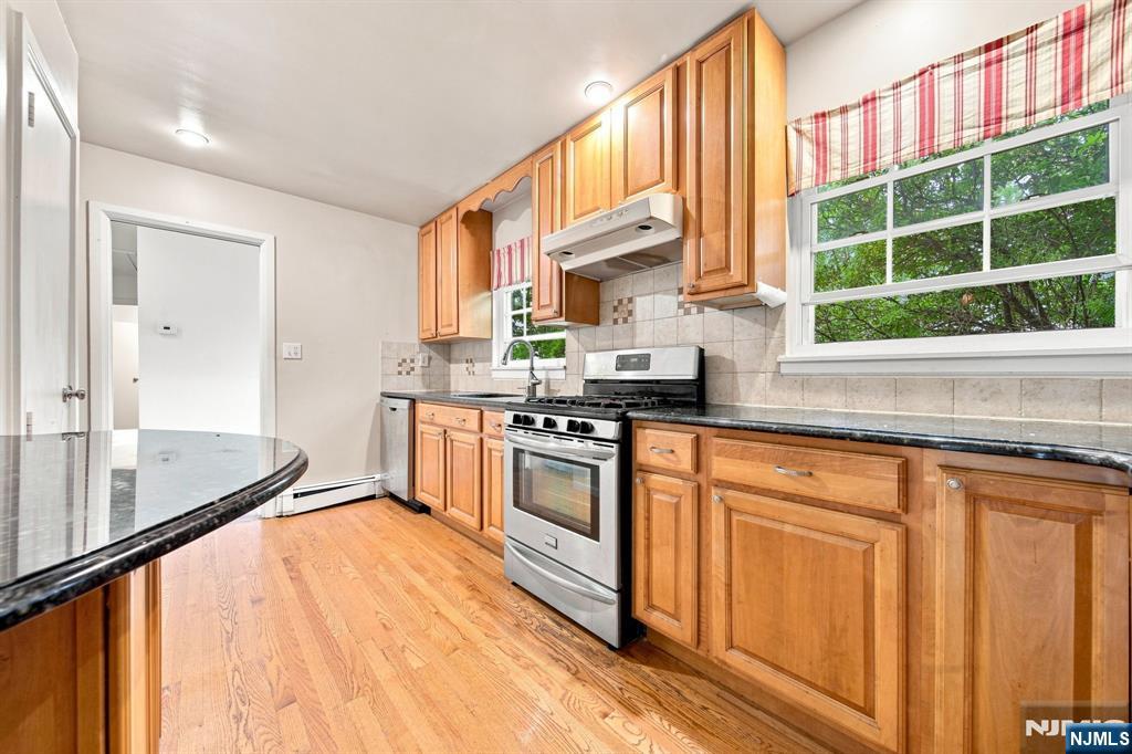 427 West Avenue