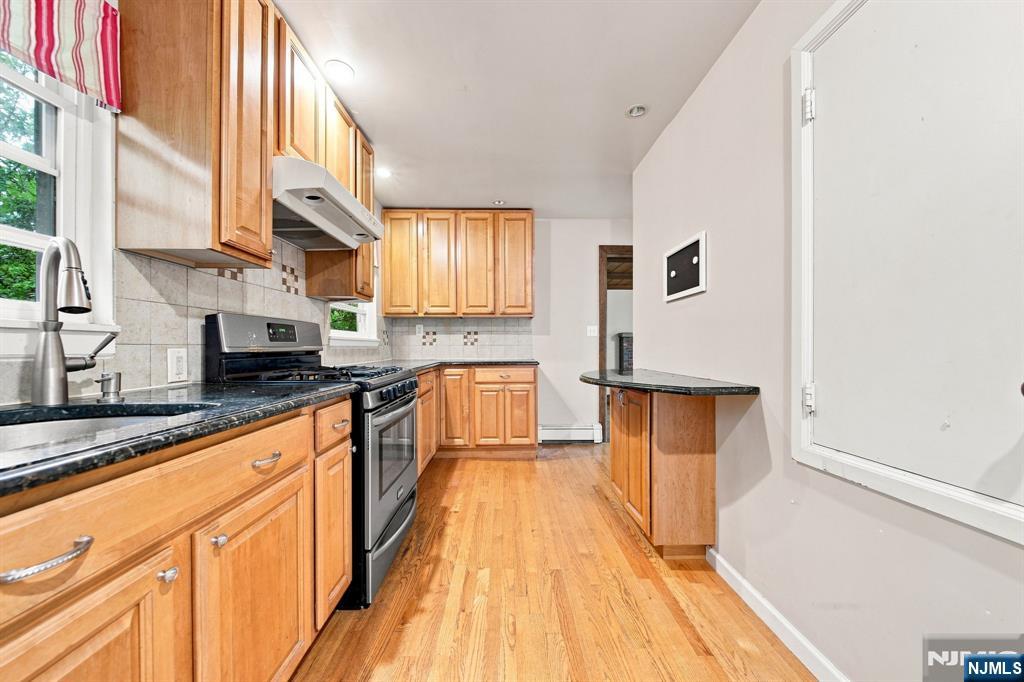 427 West Avenue