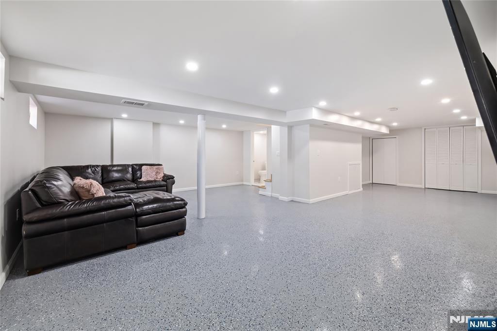 331 Elmwood Drive