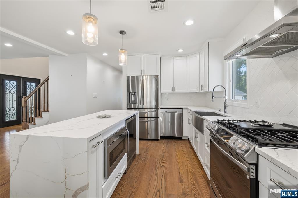 331 Elmwood Drive