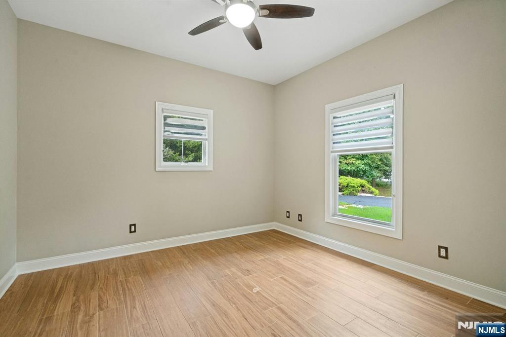 21 Crescent Avenue