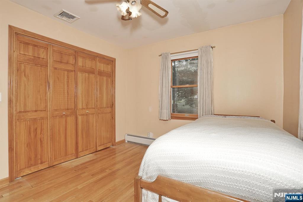 8 Le Roy Place
