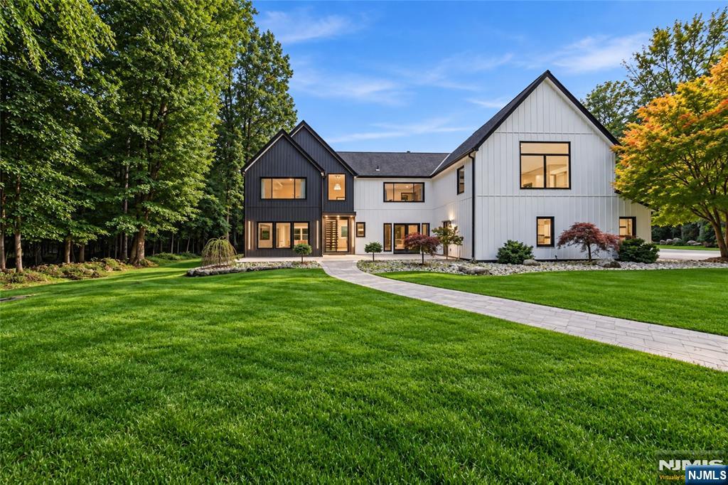 8 Airmont Avenue