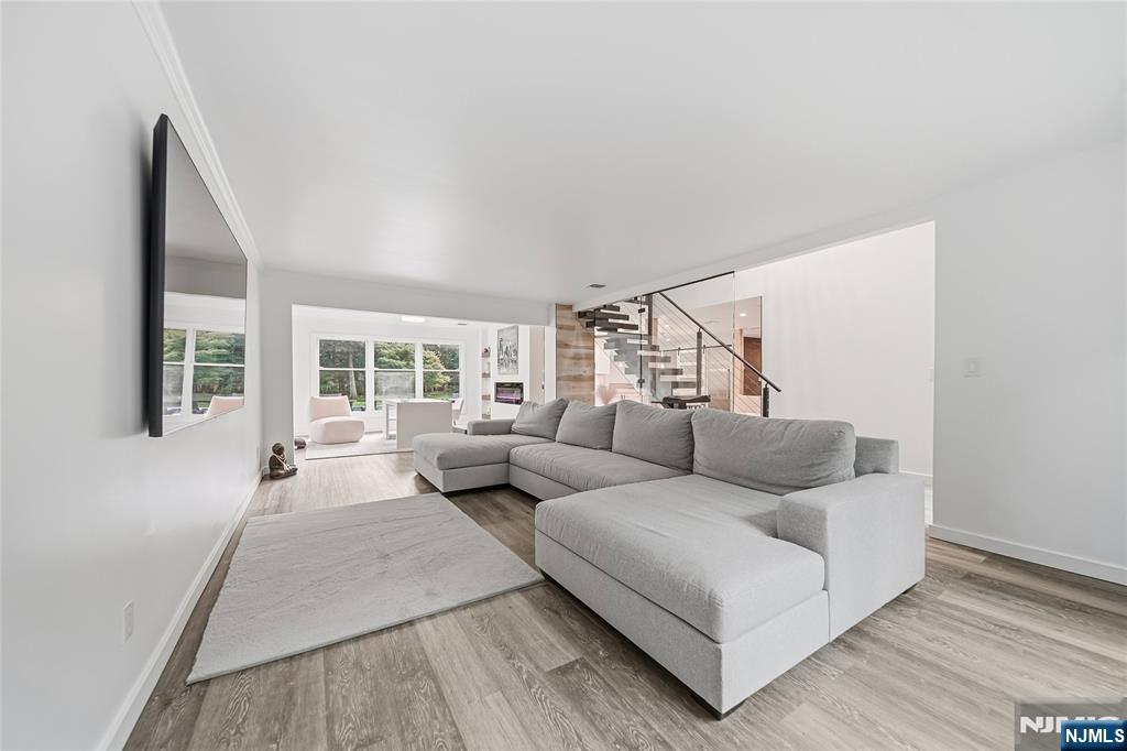8 Airmont Avenue