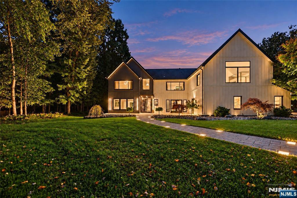 8 Airmont Avenue
