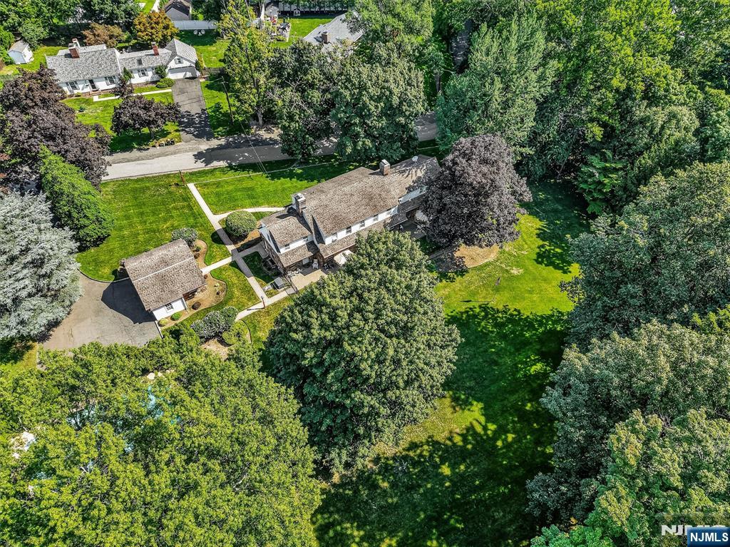 1 Carlyle Place