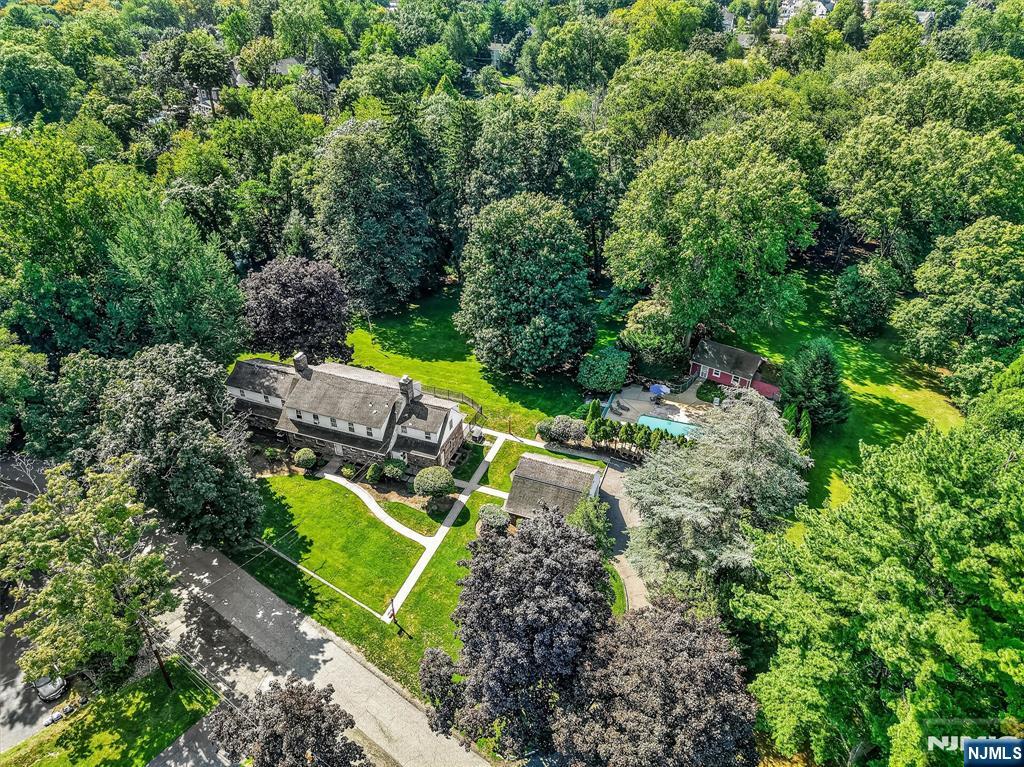 1 Carlyle Place