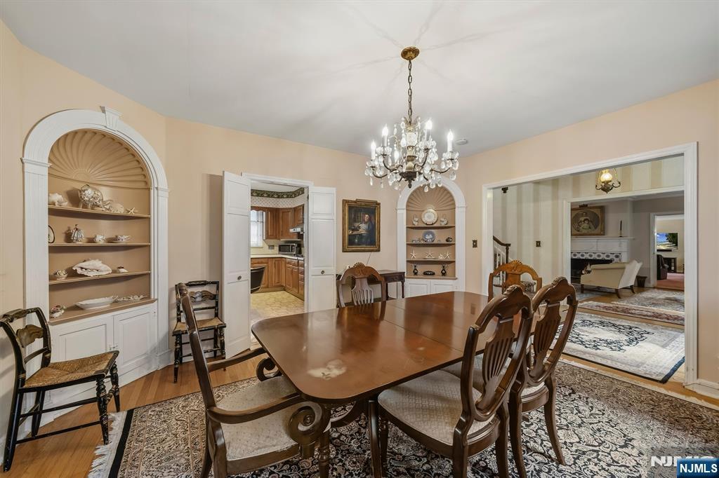 1 Carlyle Place