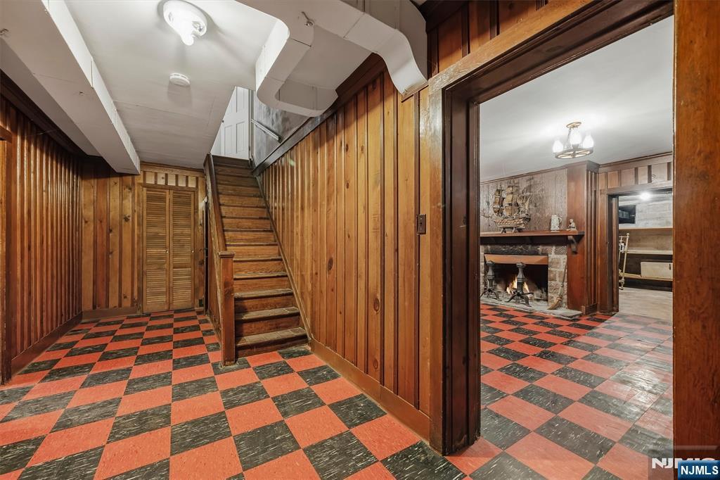 1 Carlyle Place