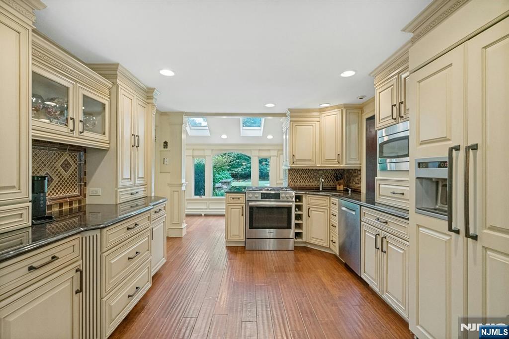85 Vanderbeck Lane