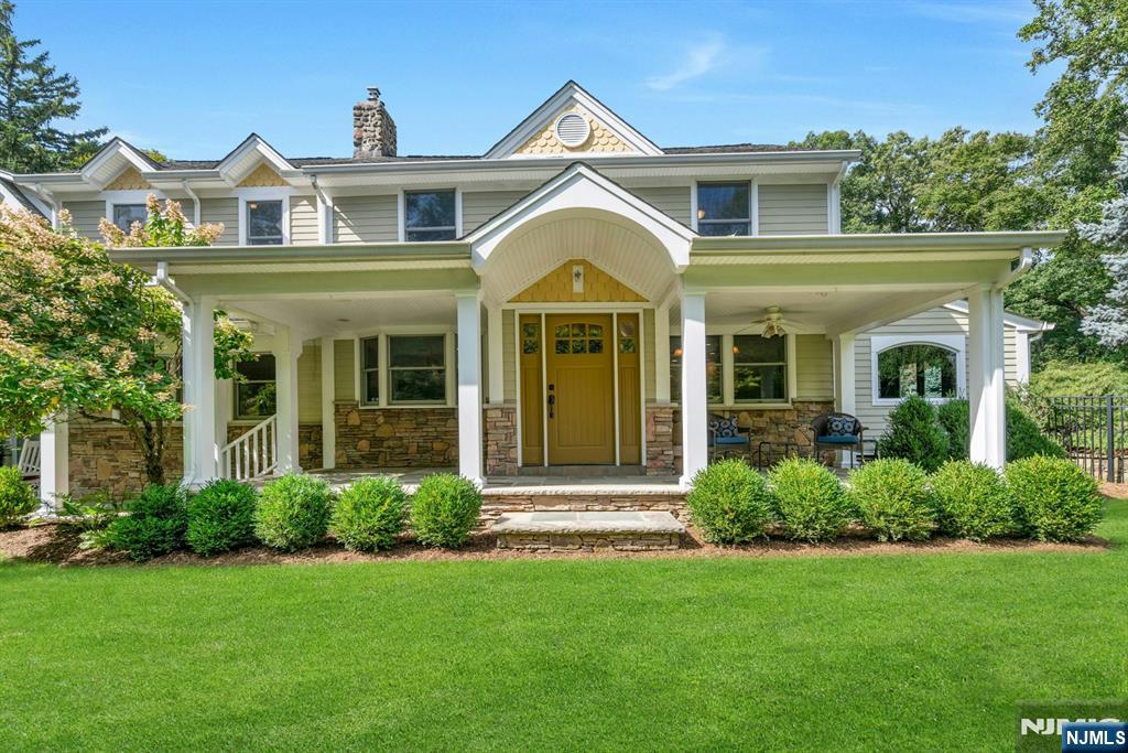 85 Vanderbeck Lane