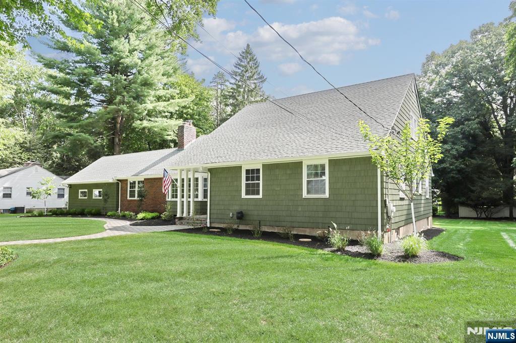 21 Benson Avenue