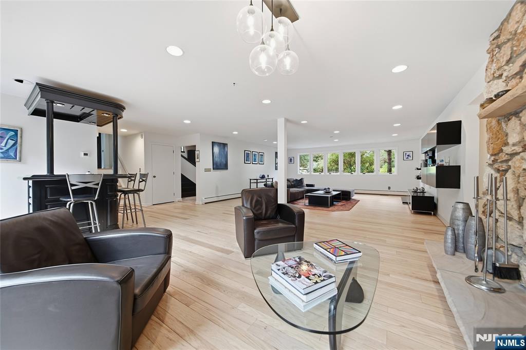 299 Forest Road
