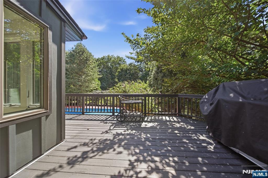 299 Forest Road