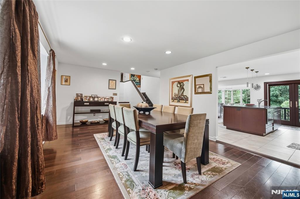 299 Forest Road