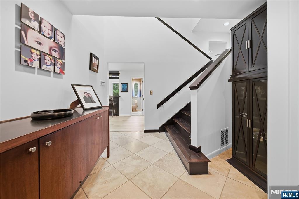 299 Forest Road