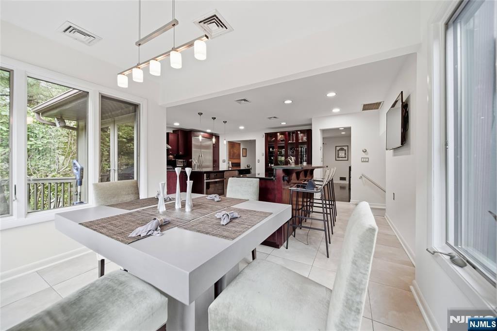 299 Forest Road