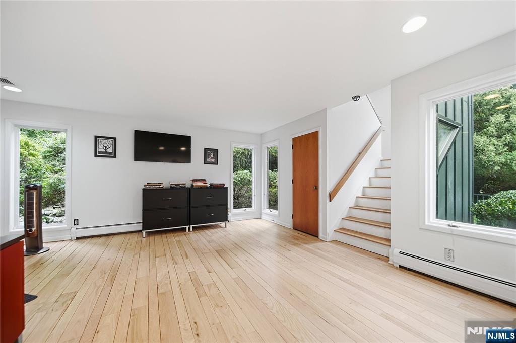 299 Forest Road