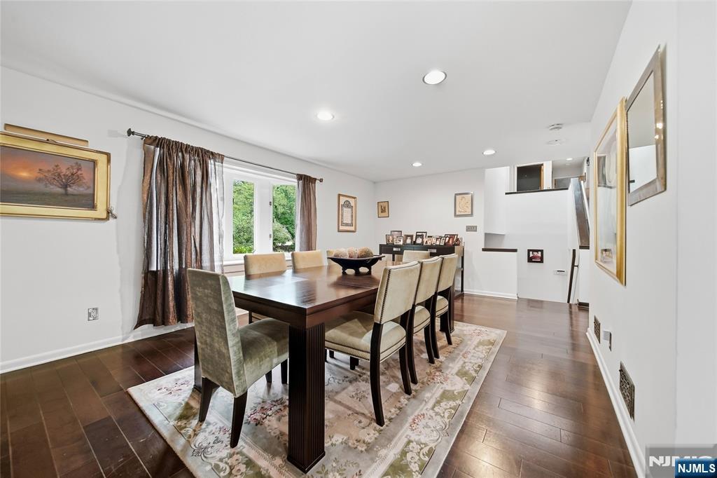 299 Forest Road