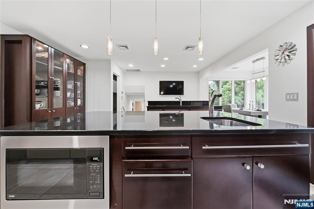 299 Forest Road